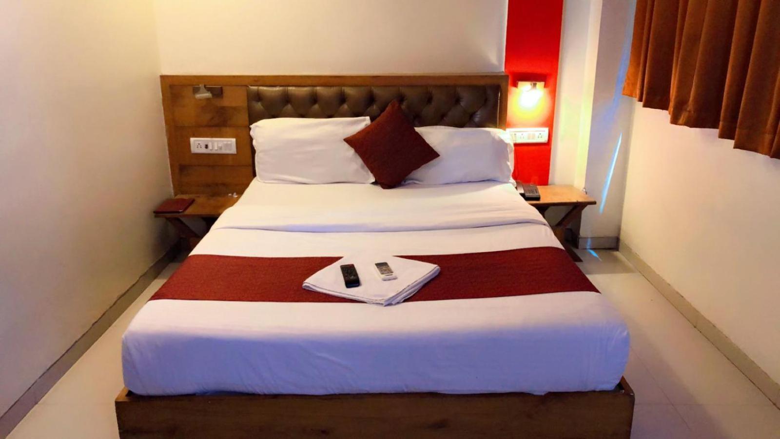Hotel Grandeur-Near Mumbai International Airport Exterior photo